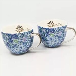 New Lilly Pulitzer Set of 2 Blue Ceramic Mugs - Brand New in Box! Great Gift!!